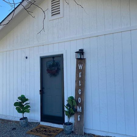 Country Charmer Single Story Cottage Pet Friendly Loomis ภายนอก รูปภาพ